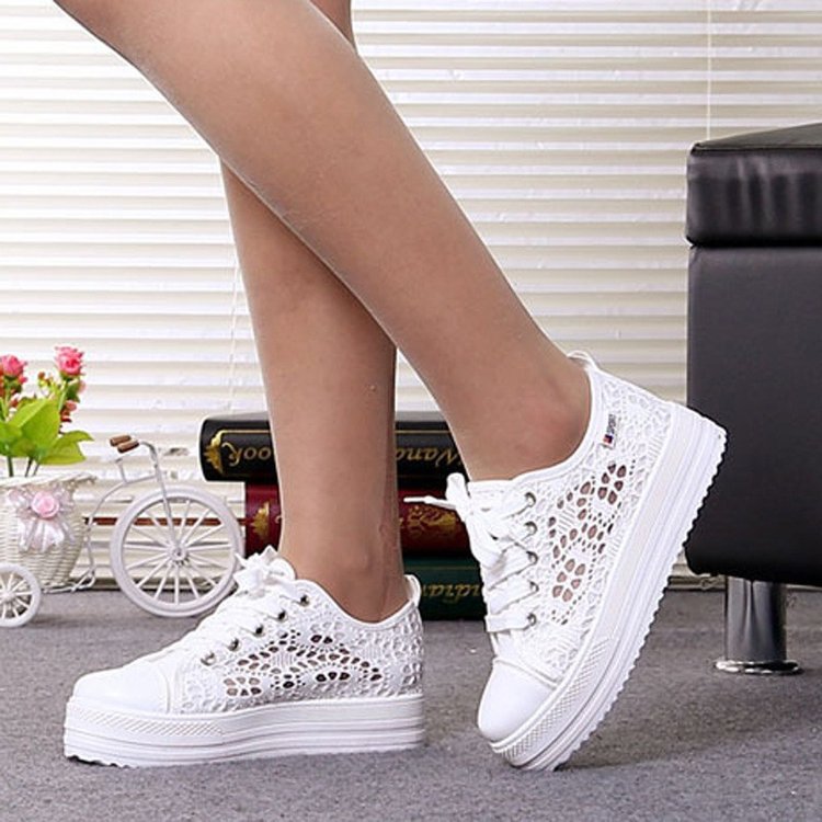 Baskets en toile blanche femme TILLHA PARIS style minimaliste